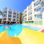 Club Palm 2*
