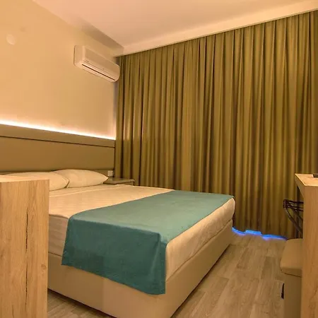 Club Palm Armutalanı