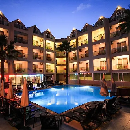 ホテル Club Palm Armutalanı