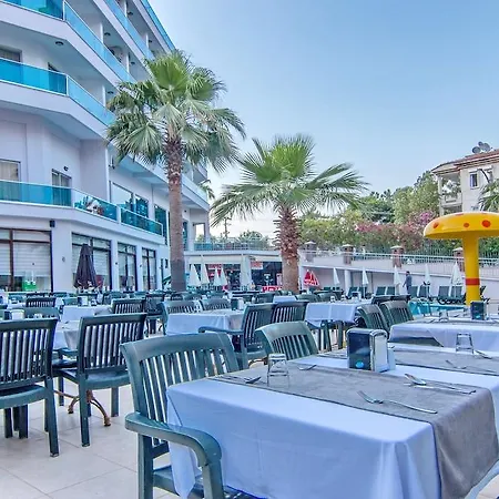 Club Palm ホテル Armutalanı