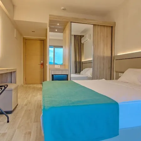 Club Palm Hotel Armutalan