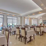 Club Palm ホテル Armutalanı