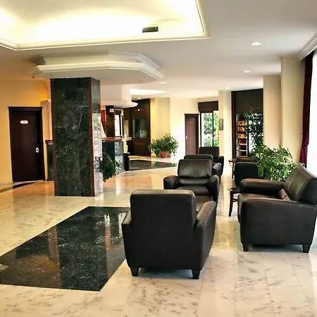 Отель Club Palm 2*