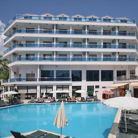 فندق Club Palm 2*