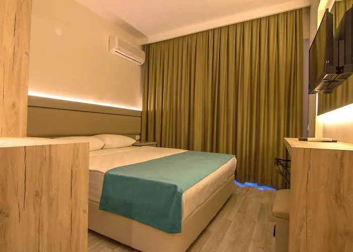 Club Palm Armutalan
