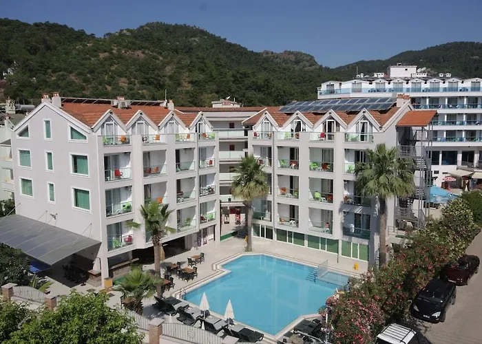 Club Palm Szálloda Armutalanı