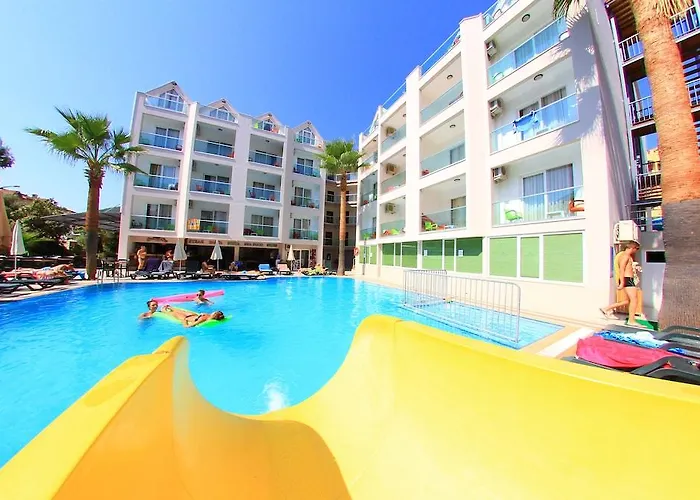 Club Palm 2* Armutalan