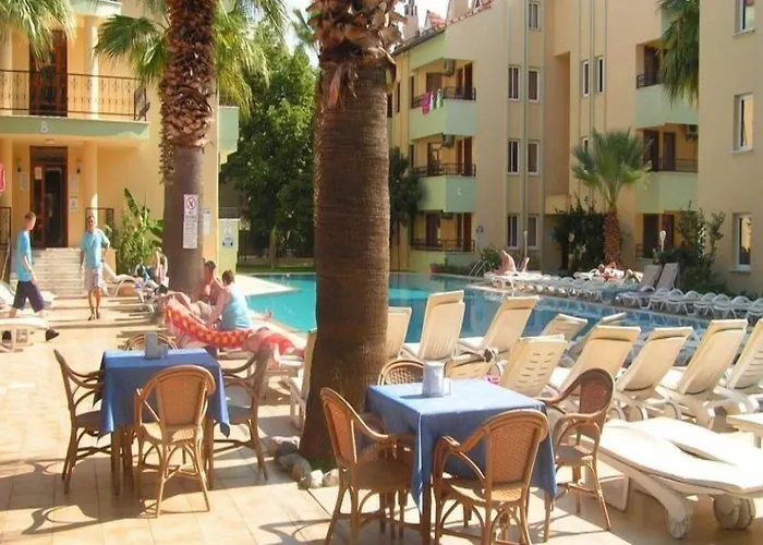 Club Palm Szálloda 2*